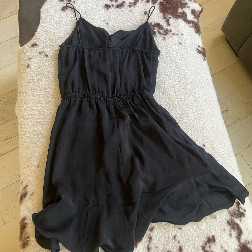Express Dress - Picture 2 of 3